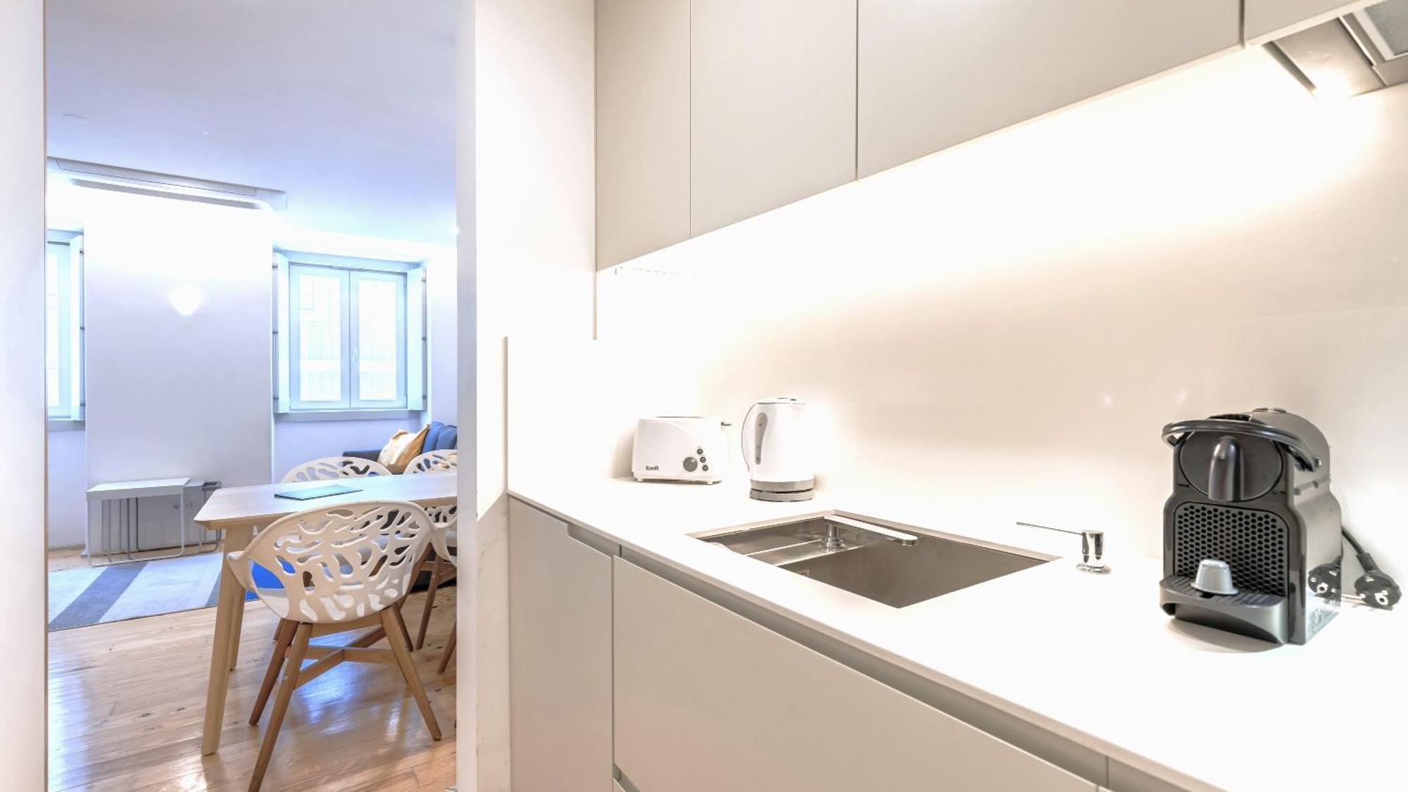 Apartment Wood And Marble 1bdr By Lovelystay Lisbon