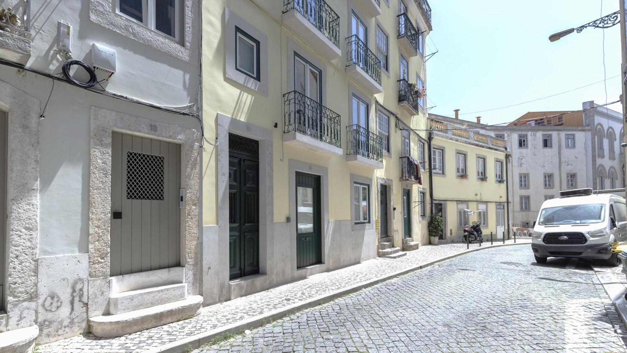 Wood And Marble 1bdr By Lovelystay Apartment Lisbon